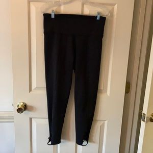 Arie chill play move black leggings large